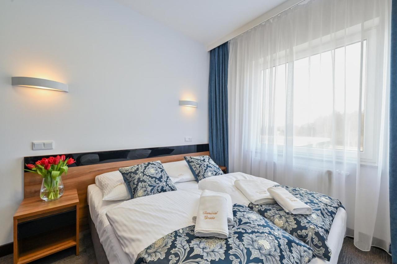 Hotel Terminal Gorzow Wielkopolski Bagian luar foto